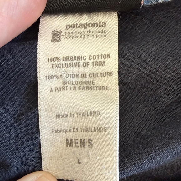 Patagonia Blue and Green Plaid Casual Button Down Shirt - Picture 6 of 6